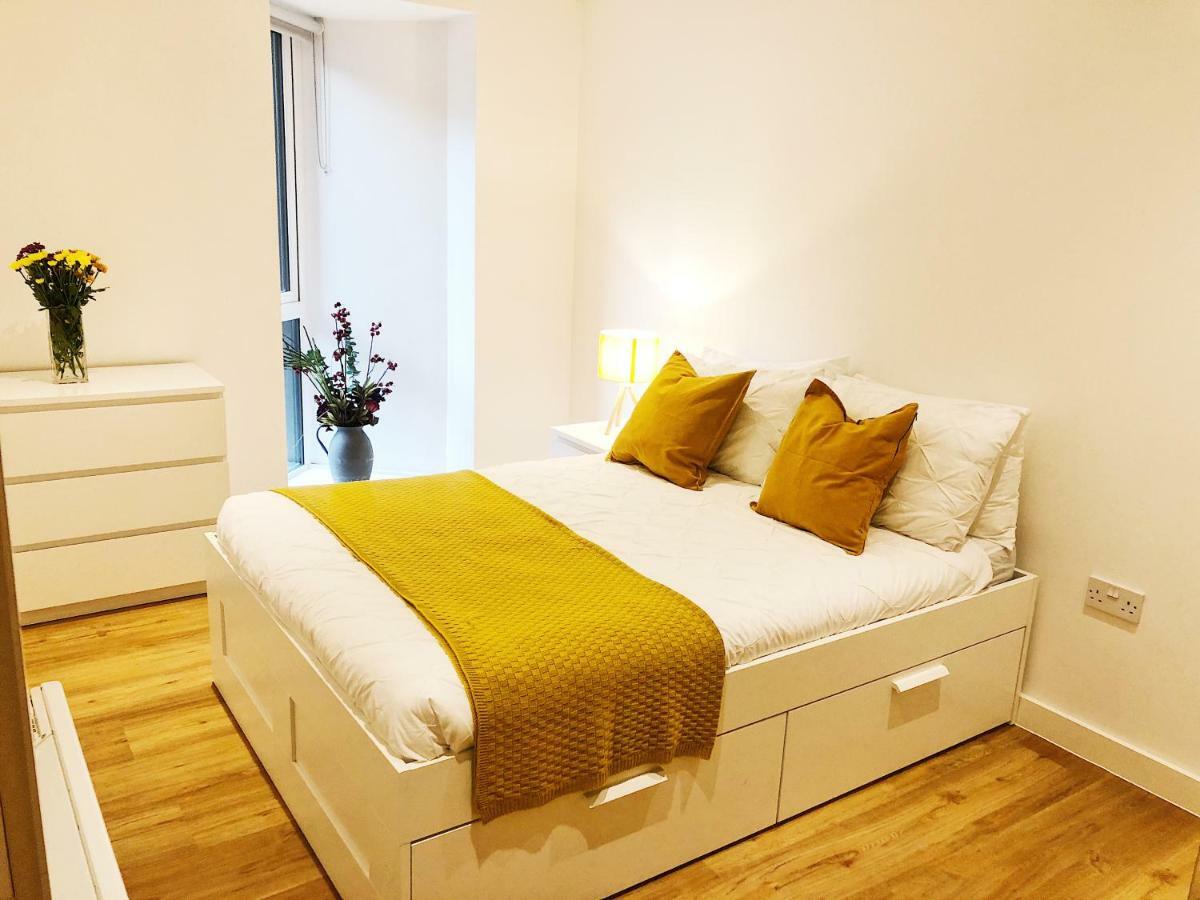 Ekhaya Three Apartamento Manchester Exterior foto