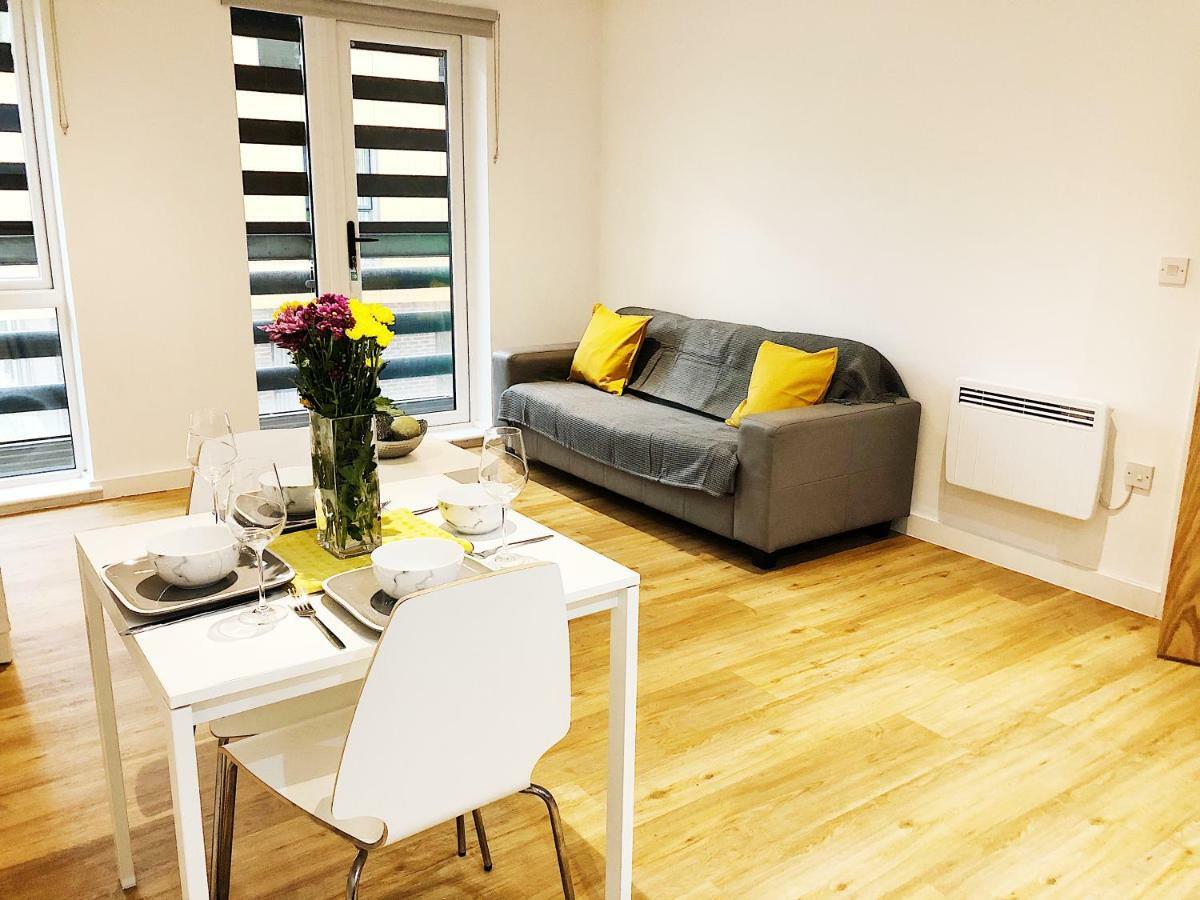Ekhaya Three Apartamento Manchester Exterior foto